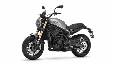 Benelli Leoncino 800