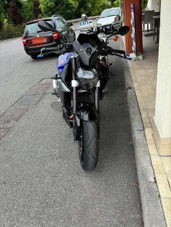 Bmw F 900 R (2021 - 25) (2)