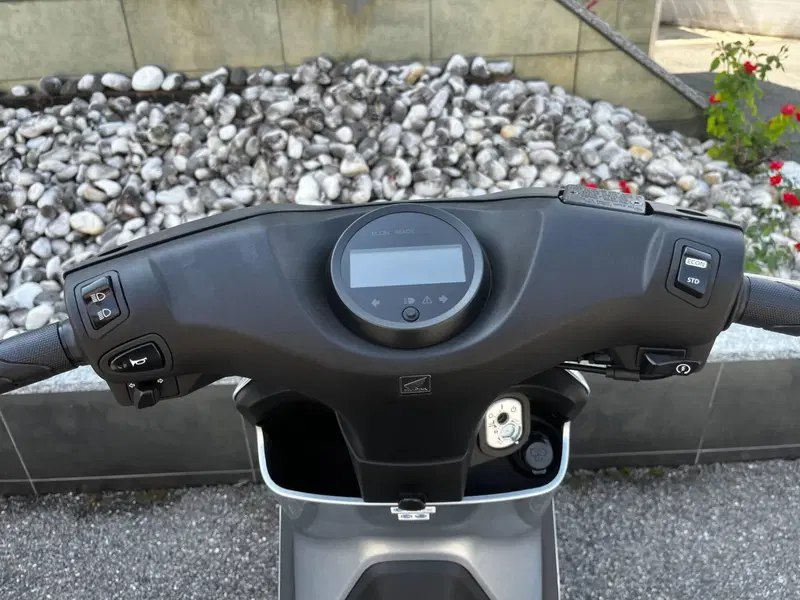 Honda EM1 e (2023 - 26) (3)