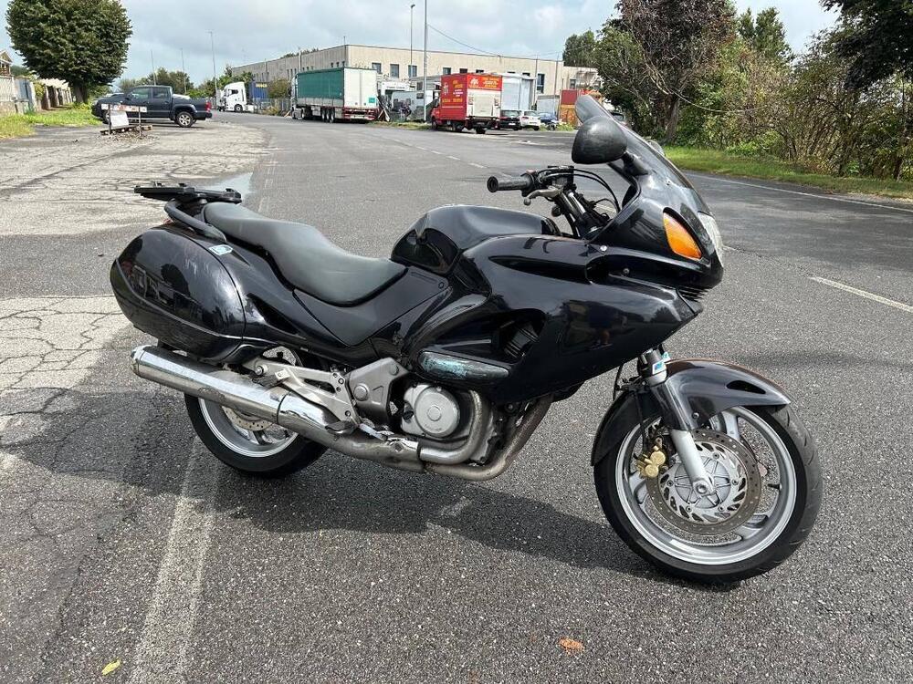 Honda Deauville 650 (1998 - 01) (2)