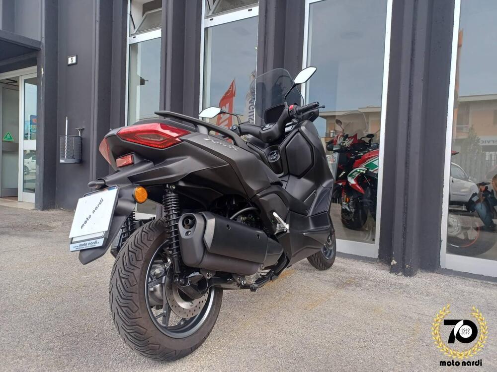 Yamaha X-Max 300 (2021 - 24) (4)