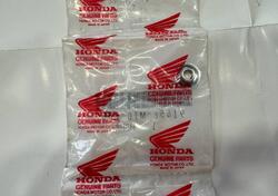 TAPPO BULLONE DI SUPPORTO Honda