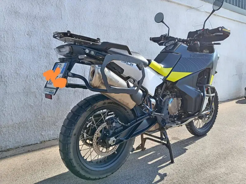 Husqvarna Norden 901 (2022 - 26) (3)