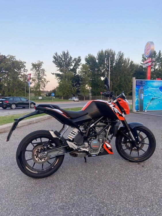 KTM 125 Duke ABS (2013 - 16) (2)