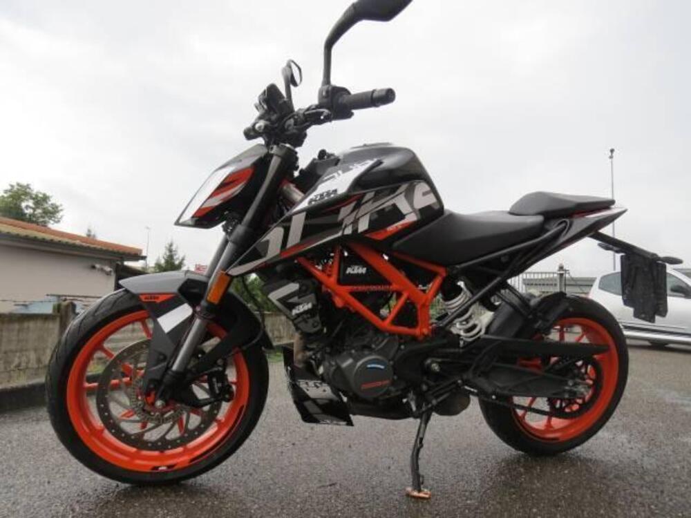 KTM 125 Duke (2021 - 23) (2)