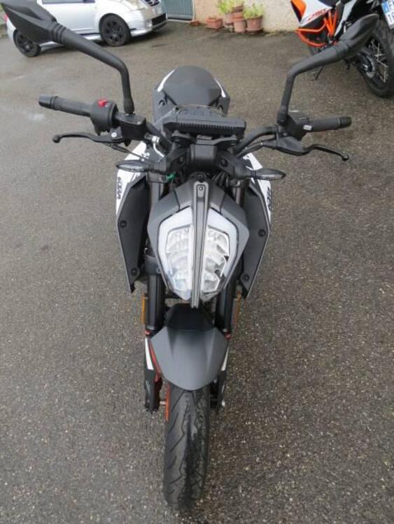 KTM 125 Duke (2021 - 23) (3)