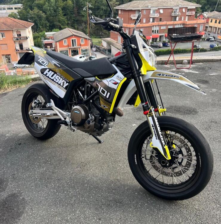 Husqvarna 701 Supermoto (2023 - 24) (5)