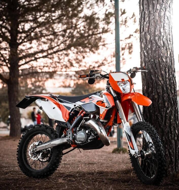 KTM EXC 125 (2016) (2)