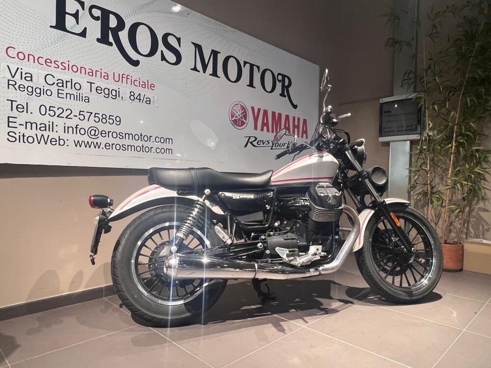 Moto Guzzi V9 Roamer (2016 - 18) (4)