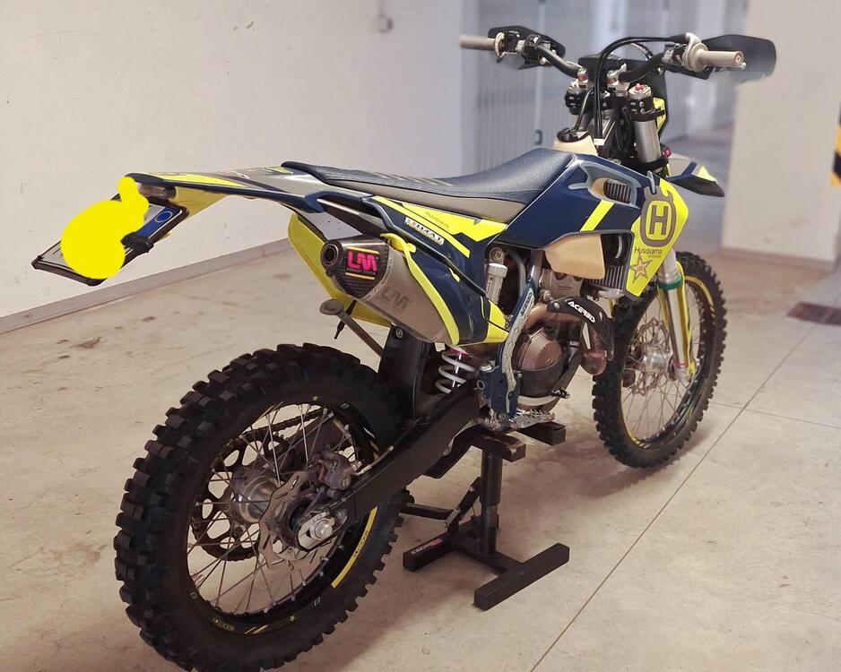 Husqvarna FE 250 (2022) (4)