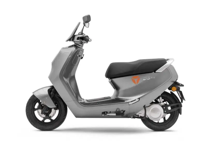 Yadea C1S C1S Pro (2020 - 26) (6)