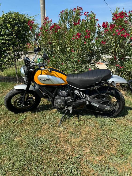 Ducati Scrambler 800 Classic (2015 - 16)