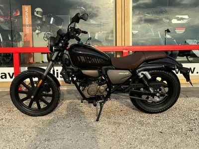 QJ Motor SRV 125 (2023 - 24) nuova