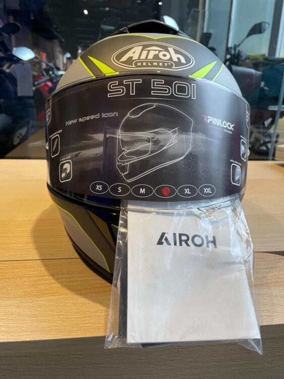 CASCO AIROH ST501 GRIGIO RIFINITURE NERE E GIALLE