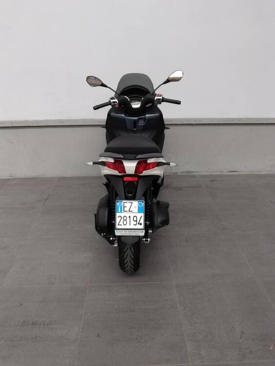 Piaggio MP3 300 ABS Hpe (2021 - 24) (4)