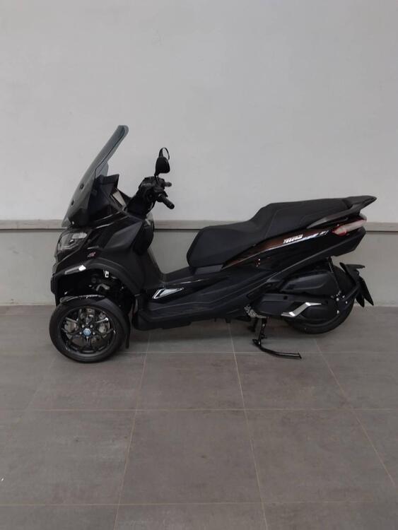 Piaggio MP3 400 Sport ABS Hpe (2021 - 22) (2)