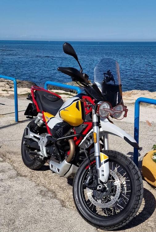 Moto Guzzi V85 TT Travel (2020) (5)