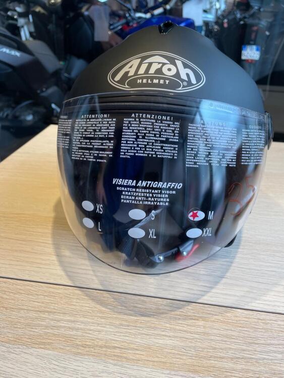 CASCO DEMI JET NERO OPACO Airoh (3)