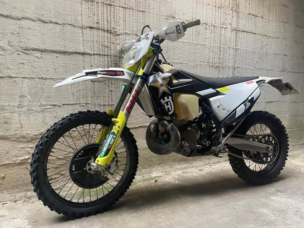 Husqvarna TE 300i (2021) (2)