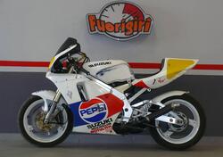 Suzuki RGV 250 (1989 - 97) usata