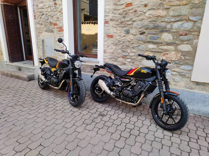 Royal Enfield Guerrilla 450 (2024 - 26) (3)