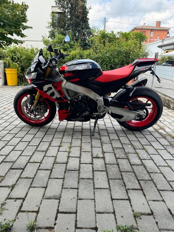 Aprilia Tuono 1100 V4 Factory (2021 - 24) (2)