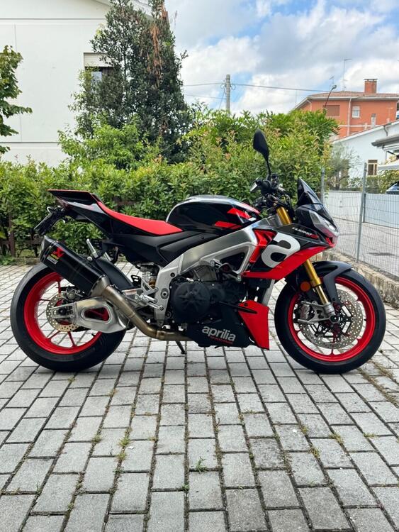 Aprilia Tuono 1100 V4 Factory (2021 - 24) (3)