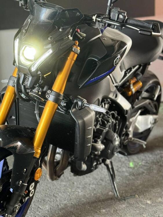 Yamaha MT-09 SP (2021 - 23) (5)