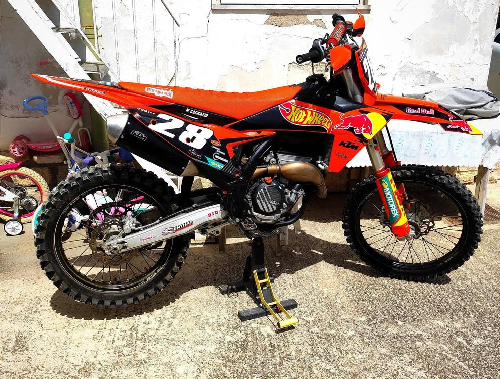 KTM SX 250 F (2023) (2)