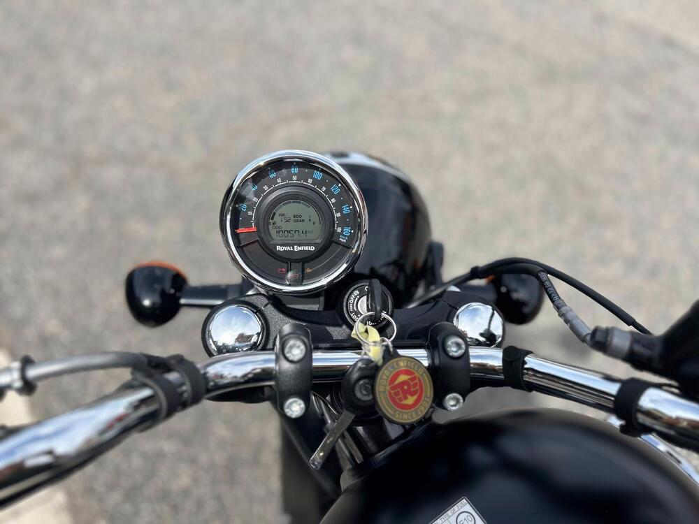 Royal Enfield Meteor 350 Stellar (2021 - 24) (3)