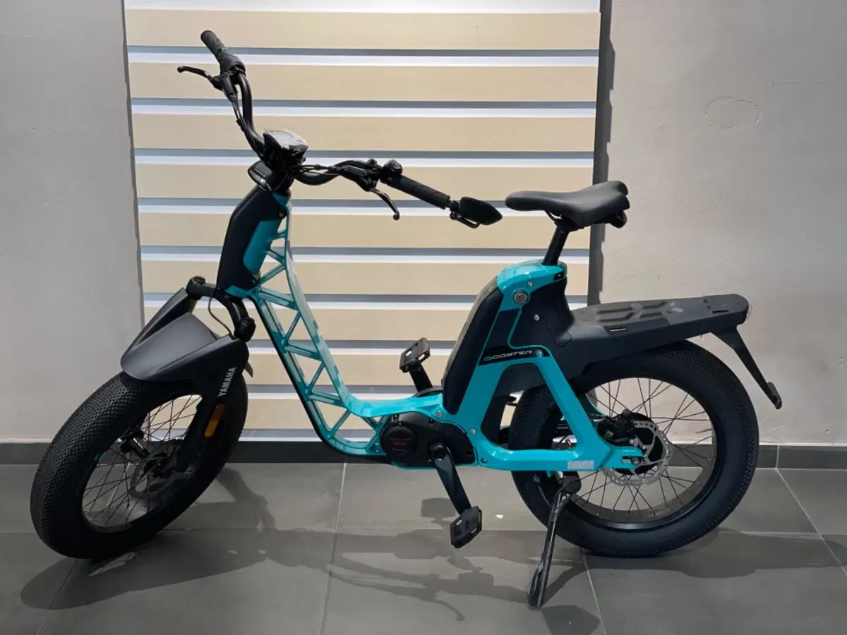 BICICLETTA BOOSTER EASY YAMAHA (4)