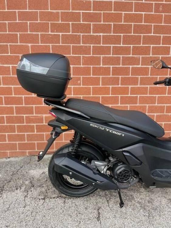 Kymco Skytown 125i (2024) (4)