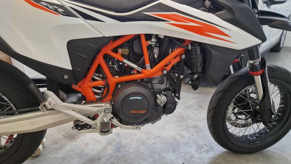 KTM 690 SMC R (2019 - 20) (3)