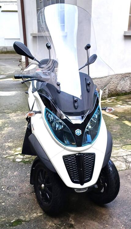 Piaggio MP3 300 Sport LT (2013) (2)