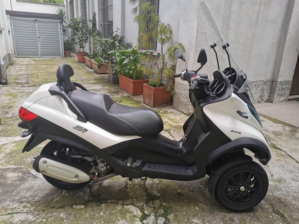 Piaggio MP3 300 Sport LT (2013) (3)