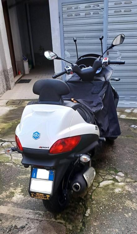 Piaggio MP3 300 Sport LT (2013) (4)