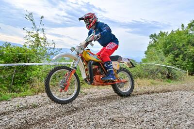 L&#039;Enduro Vintage Trophy entra nel vivo, l&rsquo;Italia &egrave; in testa