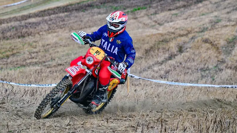 Un lancio di 400metri per le &ldquo;vecchiette&rdquo;: prova di accelerazione all'Enduro Vintage Trophy 