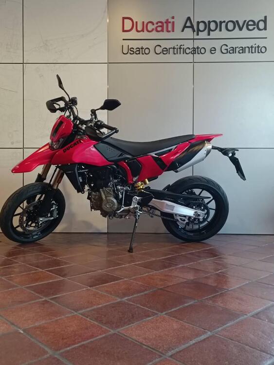 Ducati Hypermotard 698 Mono (2024) (4)