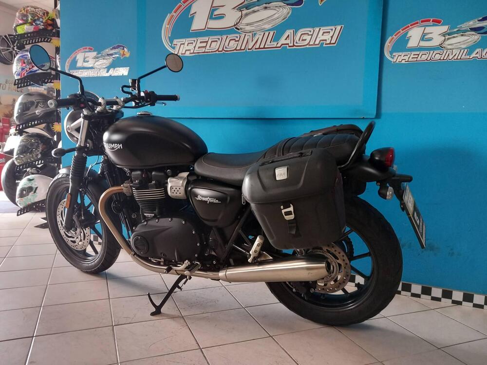 Triumph Street Twin 900 (2017 - 18) (4)