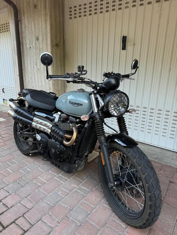 Triumph Street Scrambler 900 (2021 - 22) (2)