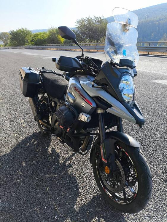 Suzuki V-Strom 1000 ABS (2014 - 17) (2)