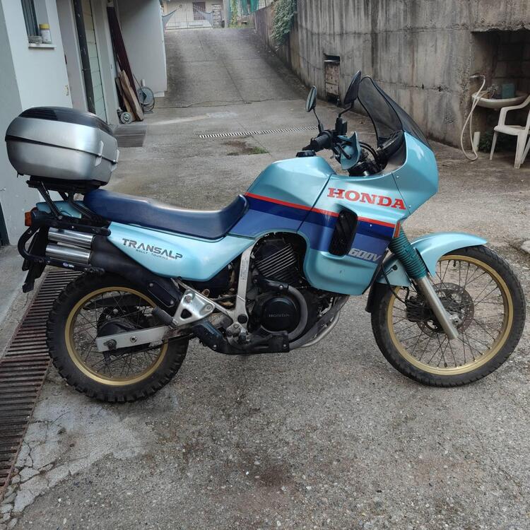 Honda Transalp 600 (5)