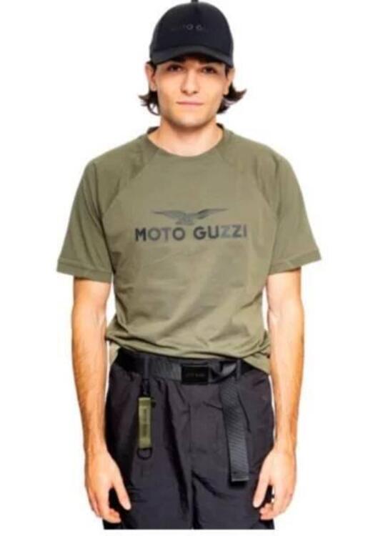 Essential T-SHIRT Green Moto Guzzi (2)