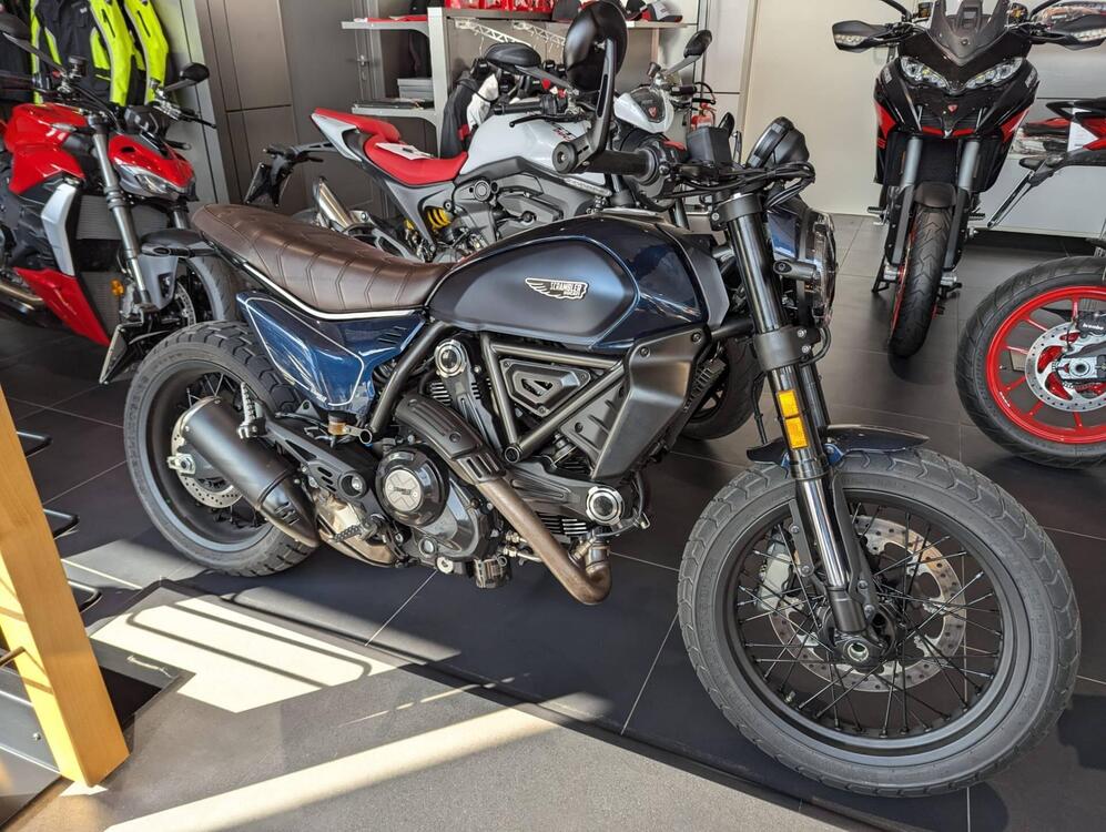 Ducati Scrambler 800 Night Shift (2023 - 24) (4)