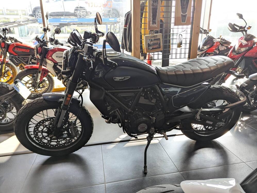 Ducati Scrambler 800 Night Shift (2023 - 24)