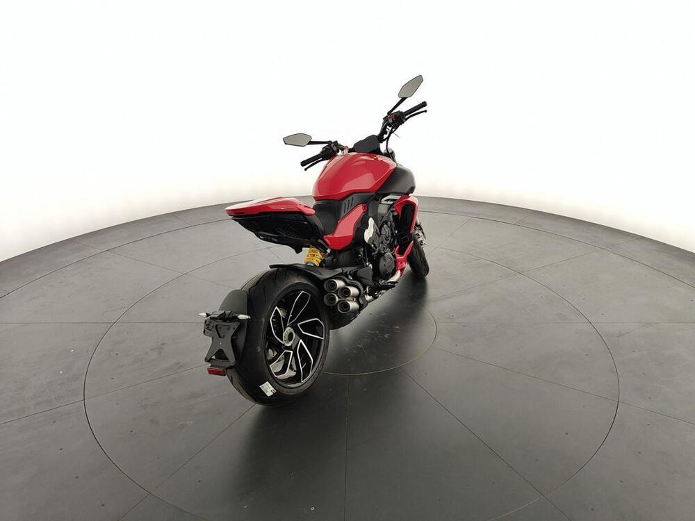 Ducati Diavel V4 (2023 - 24) (5)