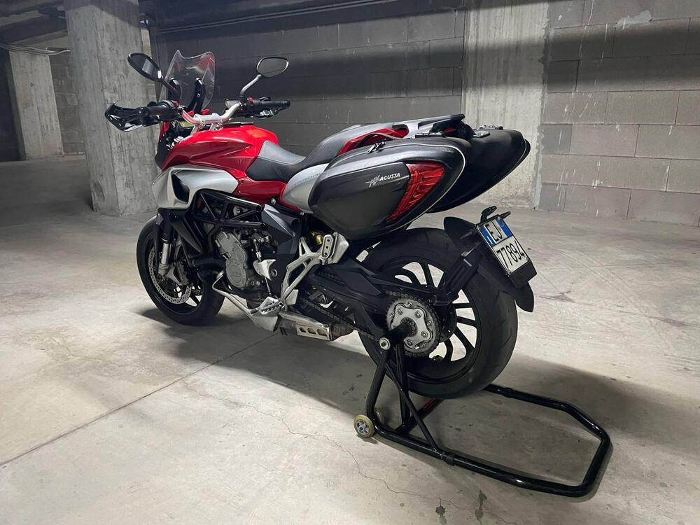 MV Agusta Stradale 800 EAS ABS (2015 - 17) (4)