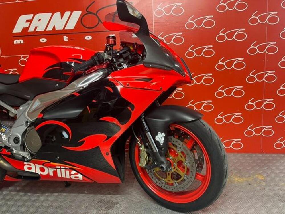 Aprilia RSV 1000 R (2006 - 09) (3)