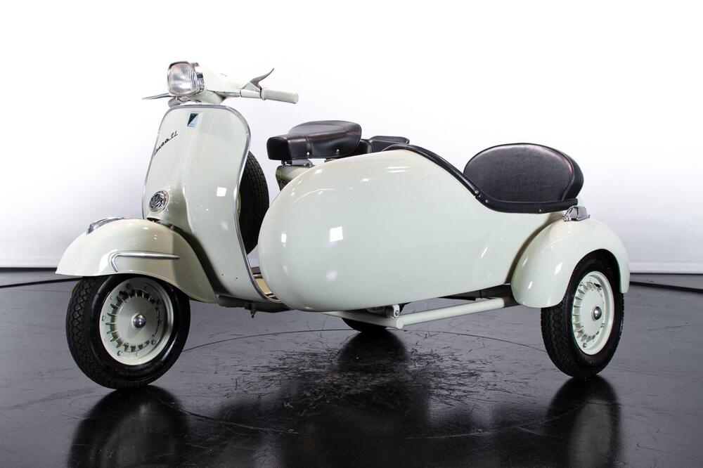 Piaggio Vespa GL 150 Sidecar